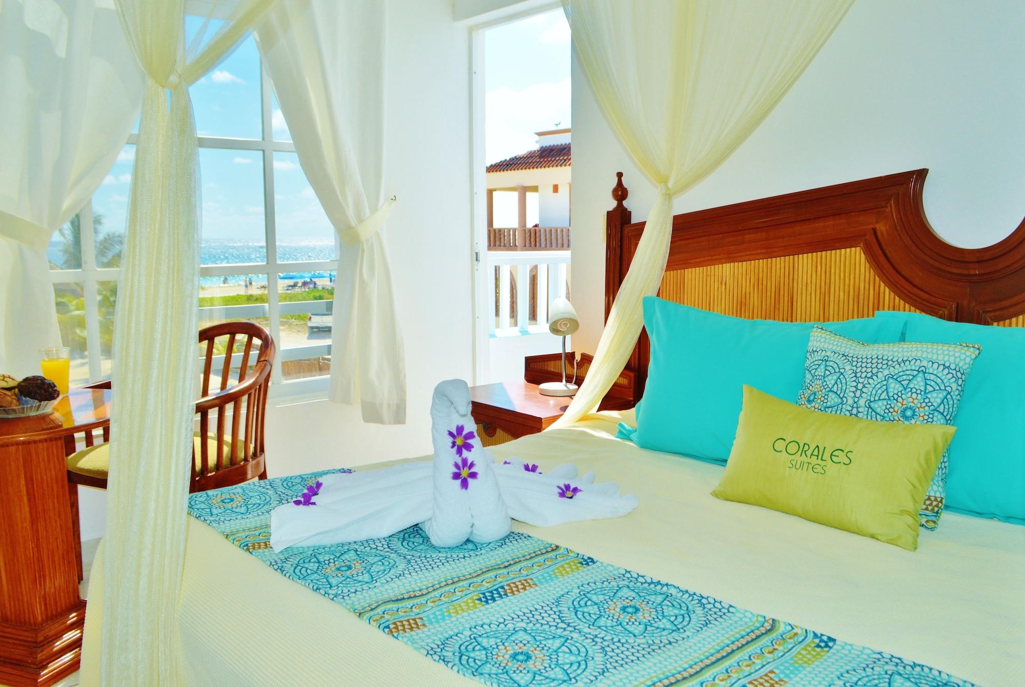 Corales Suites プエルト・モレロス エクステリア 写真